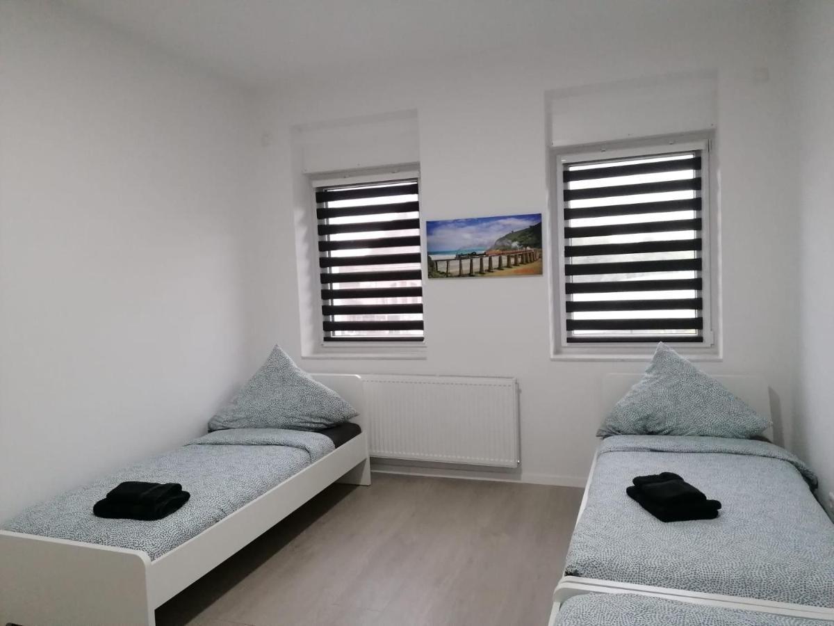 Estrella24 Living Rooms Singapur Herne Kültér fotó